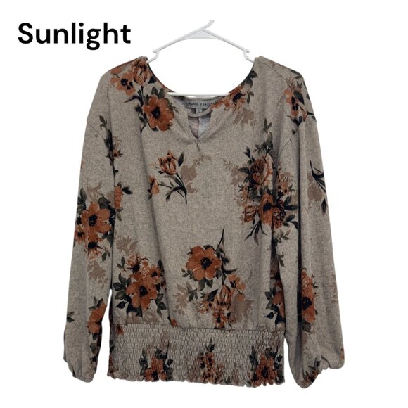 Absolutely Famous Beige Floral Long Sleeve Blouse With Smocked Hem - SZ L Cozy - Picture 1 of 12